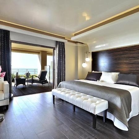 Vincci Selección Aleysa Hotel Benalmádena Exterior foto A bedroom at the hotel