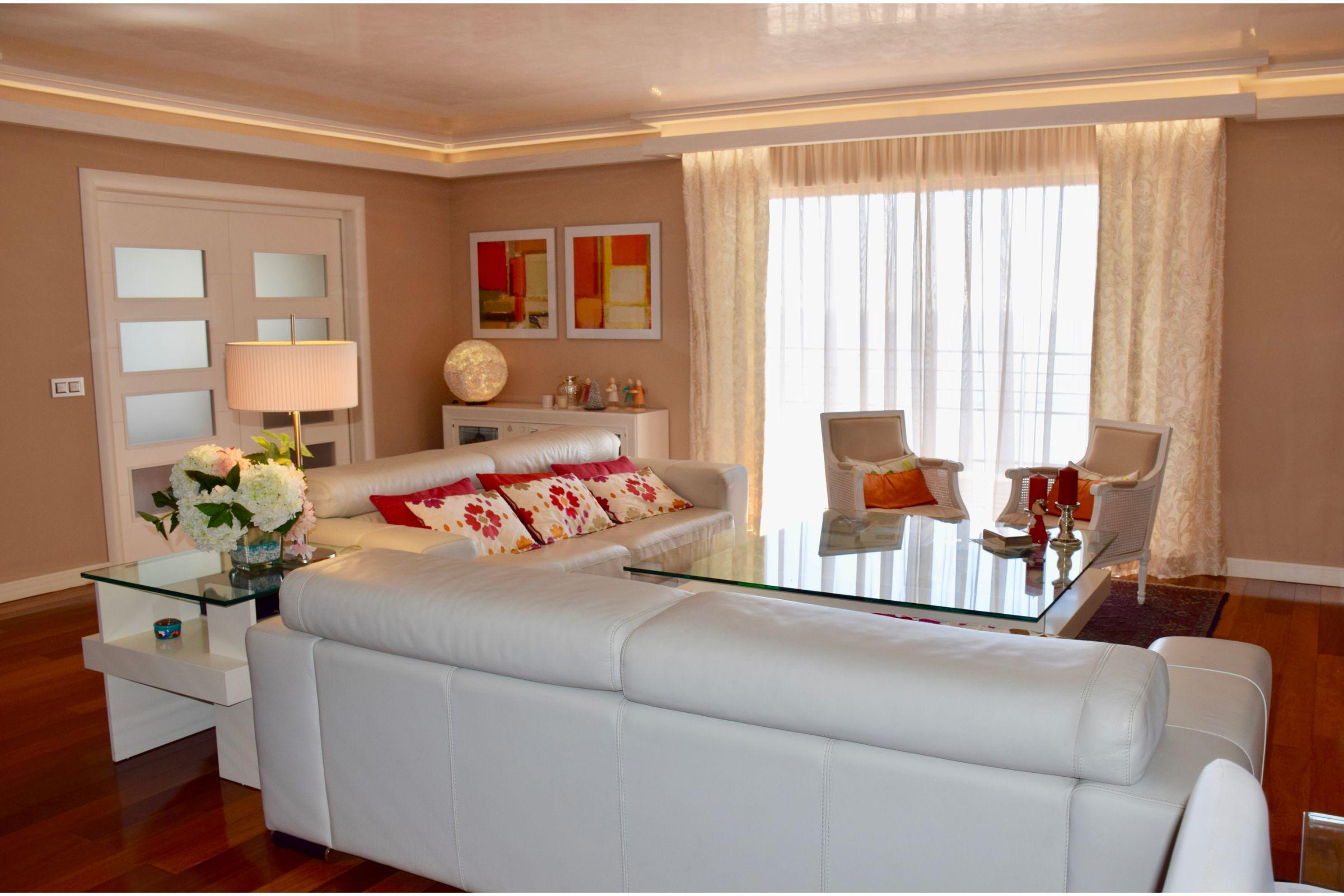Vincci Selección Aleysa Hotel Benalmádena Exterior foto A living room